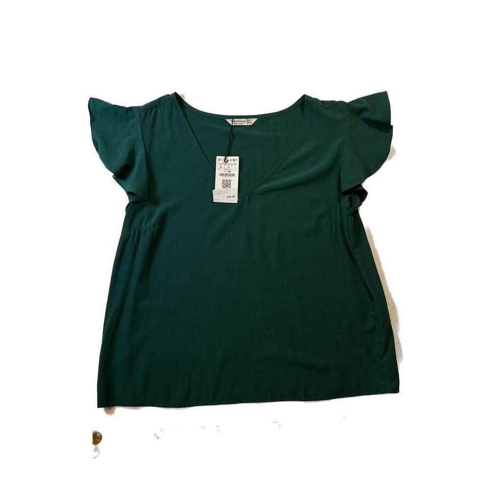 Stradivarius Emerald greene Ruffle Blouse Size Large Top boho chic - Picture 2 of 8
